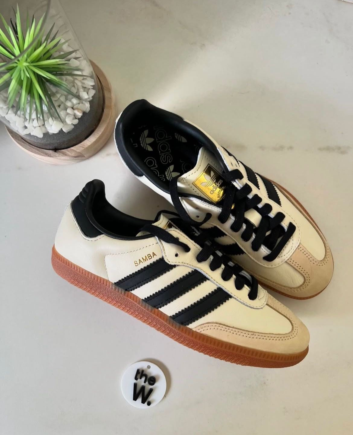 ADI. Samba Cream Sand Strata 2025