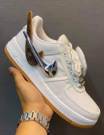 NK. Airforce 1 Low x Travis Scott x LV