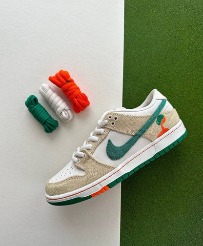 SB Dunk Low Jeritos