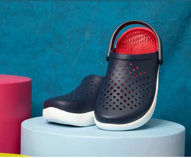 Crocs InMotion Clog Navy Blue Red