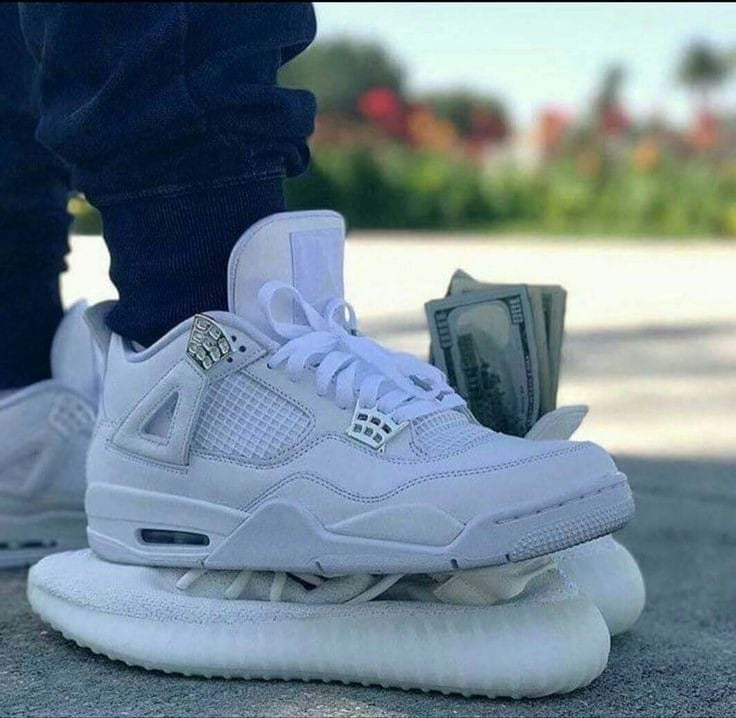 NK. Air Jordan Retro 4 Pure Money