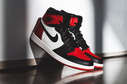 A.Jordan Retro 1 Bred Toe