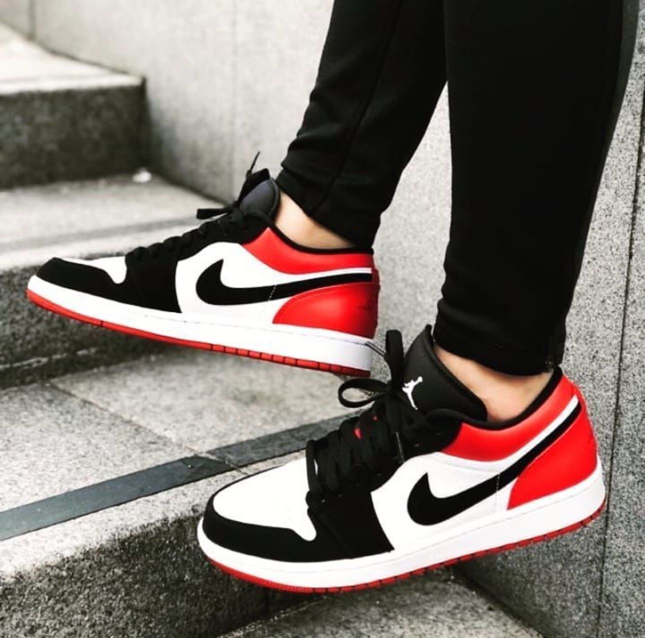 A.Jordan 1 Low