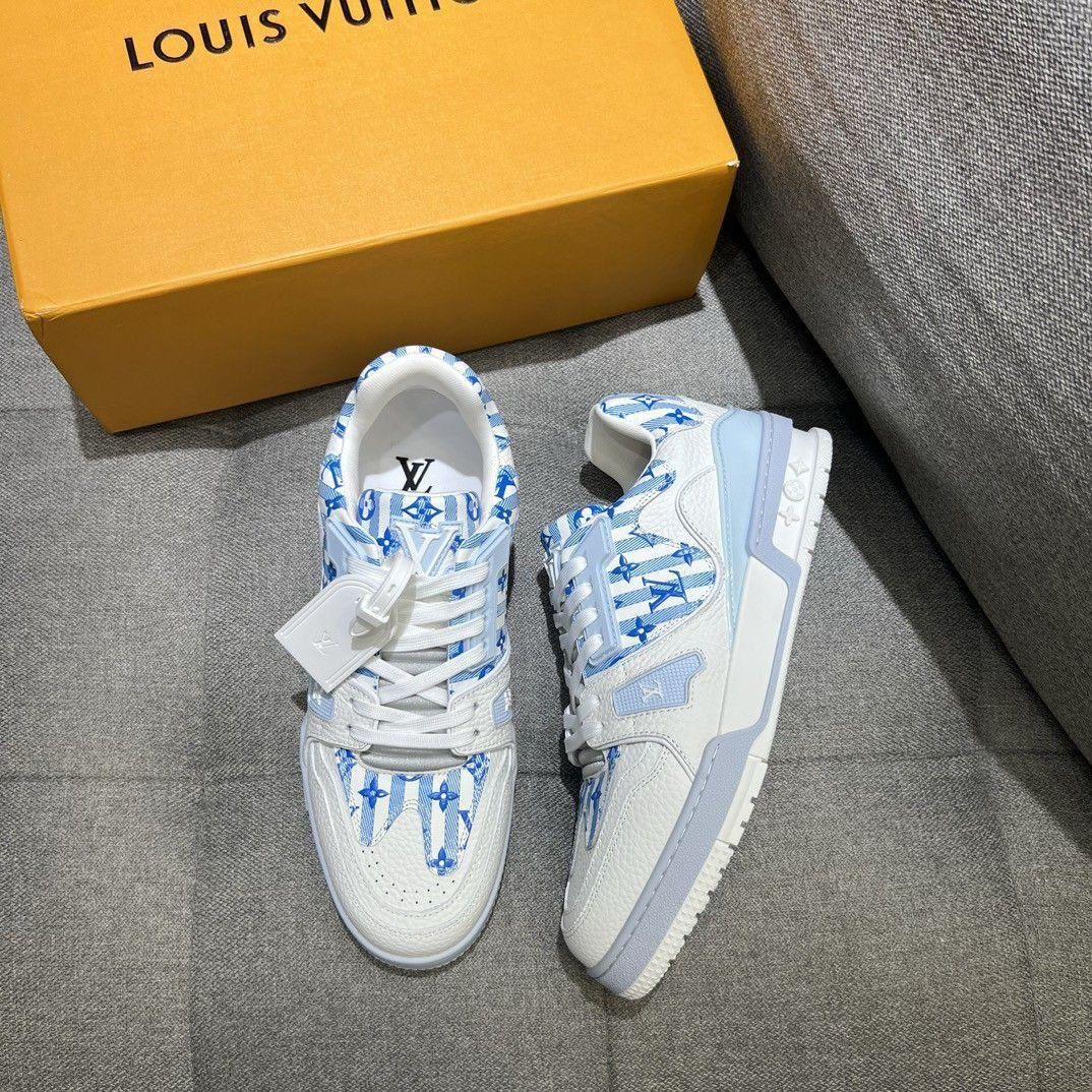 LV Trainer Sky 2024