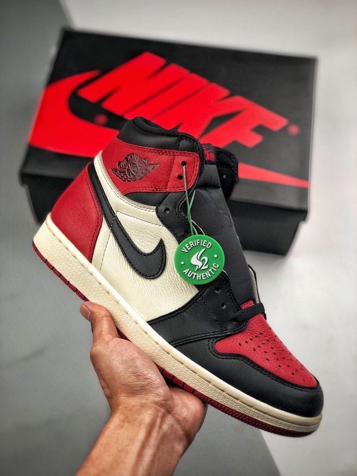 A.Jordan Retro 1 Bred Toe