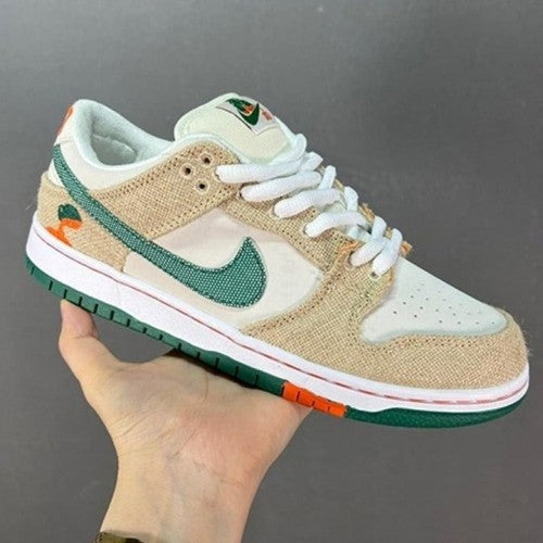 SB Dunk Low Jeritos