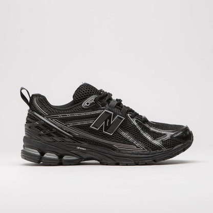 NB. 1960R Black